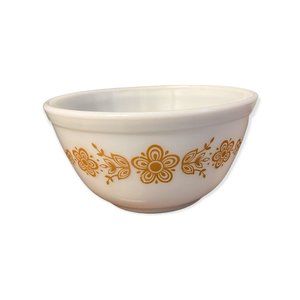 Vintage Pyrex #402 1.5 QT Mixing Bowl “Butterfly Gold” Flowers Retired